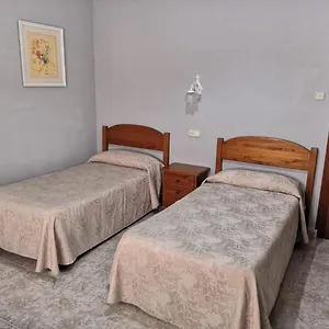 hostal-pension-rosada.hotelsinnerja.org/